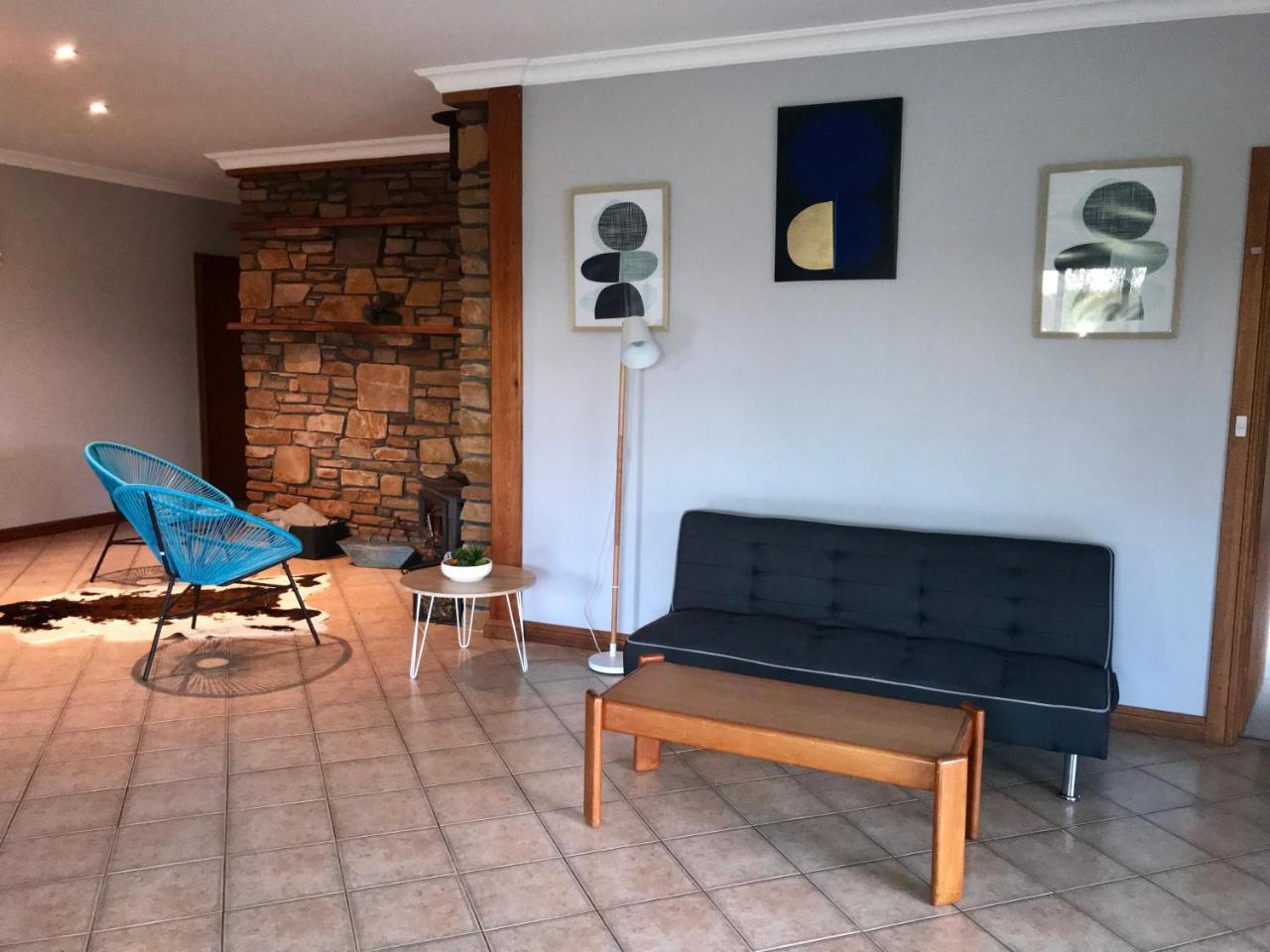 Bee'S Place - 3 Bedroom Home On 10 Acres Of Land With Distant Ocean Views Emu Bay Экстерьер фото